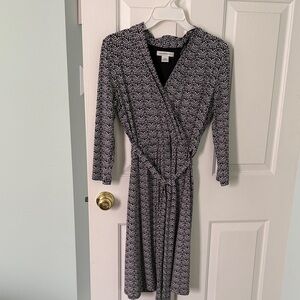 Liz Claiborne Black and White Patterned Long Sleeve Dress